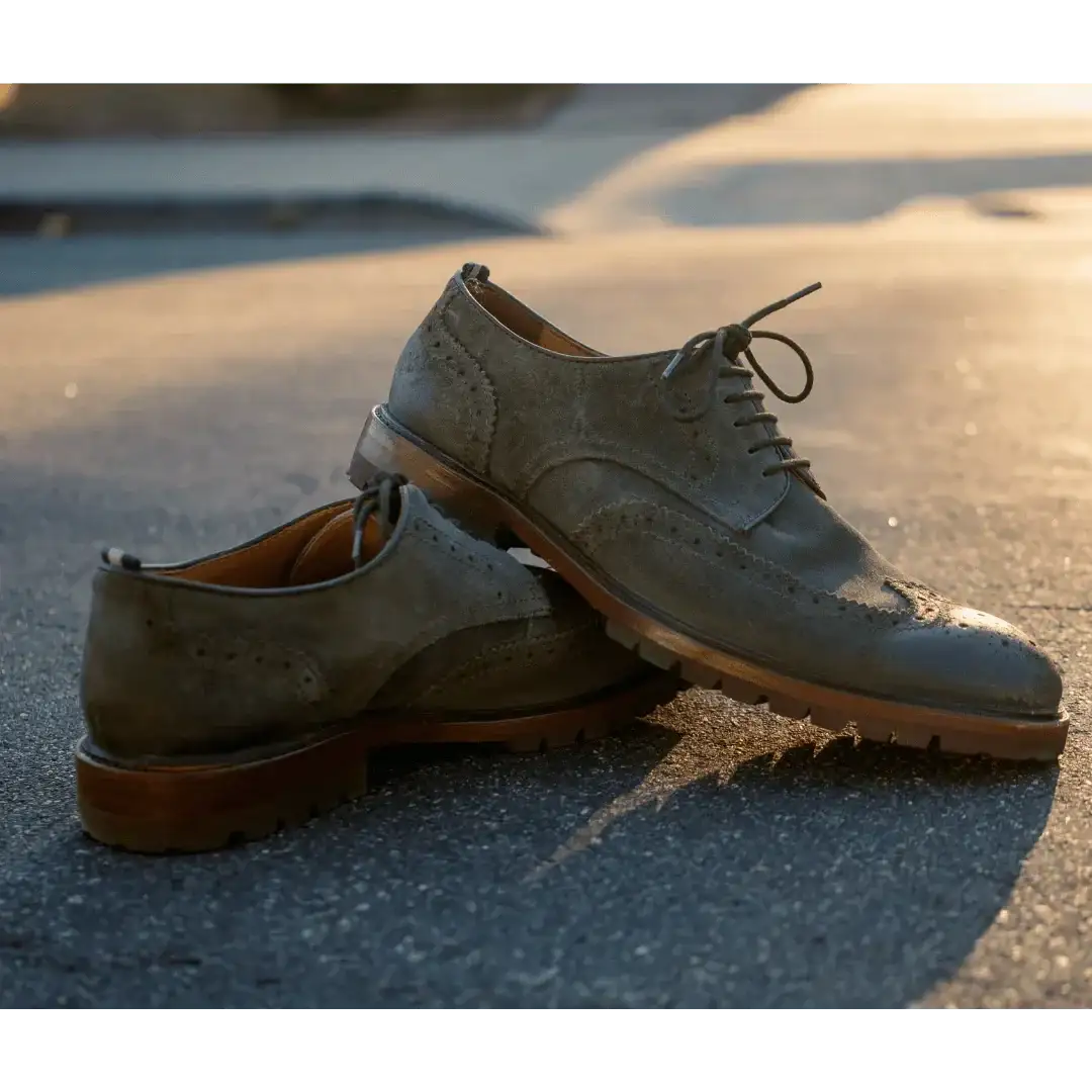 Astor Lug Sole Men’s Wingtip - Image 3