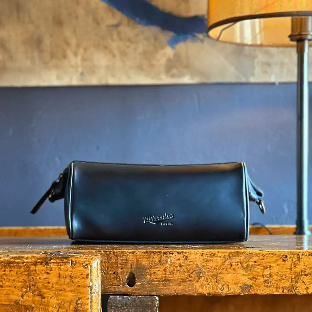 Lambert Toiletry Bag - Image 2